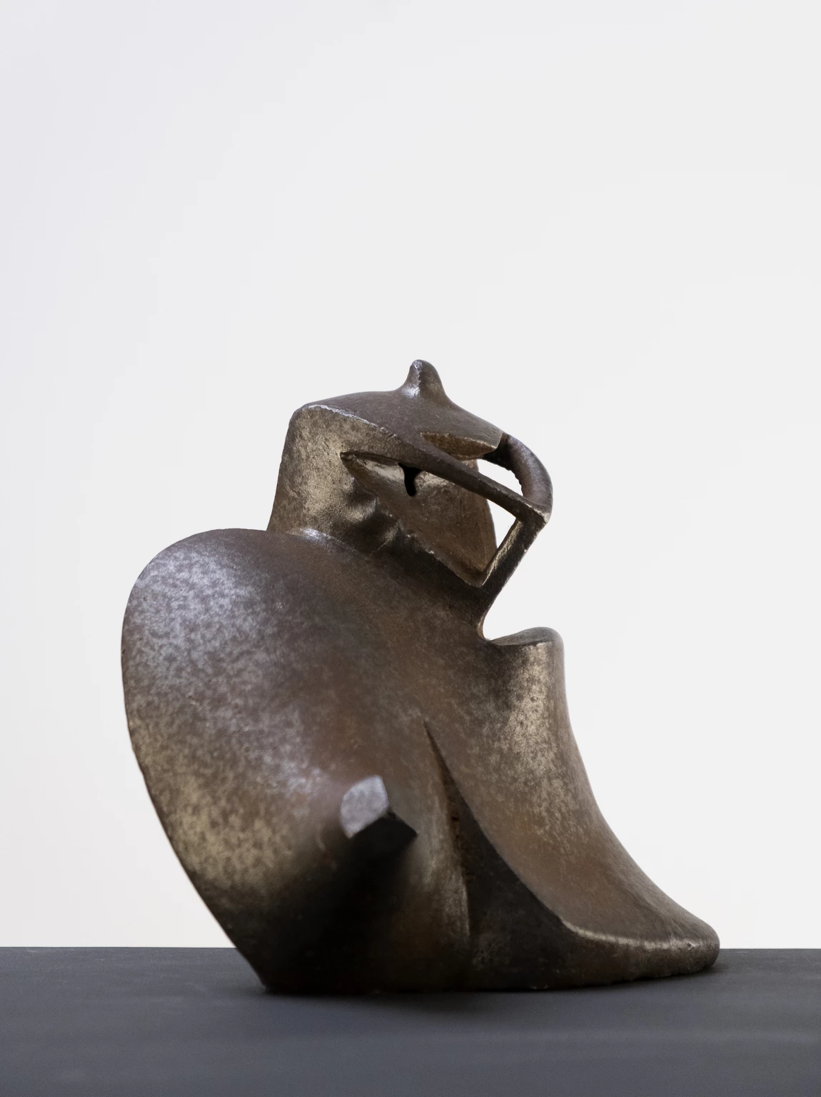 Harcos I., 1988 - öntöttvas, 18 x 19 x 15 cm