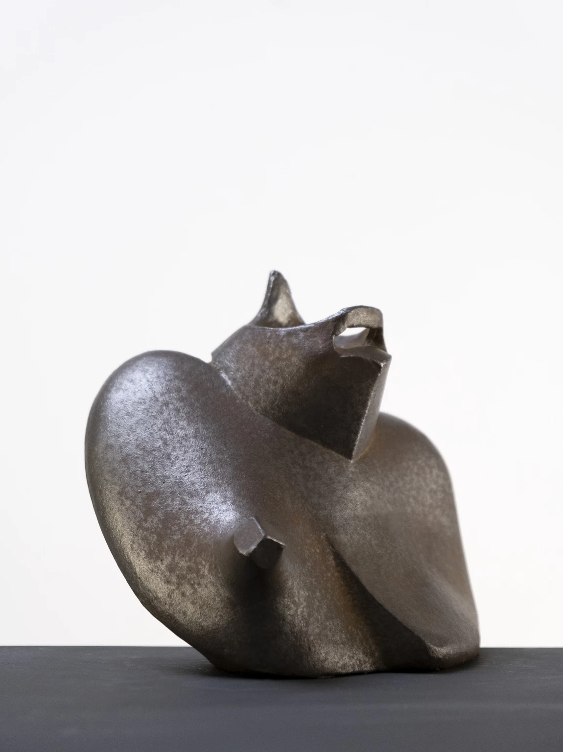 Harcos III., 1988 - öntöttvas, 17.5 x 18.5 x 14 cm