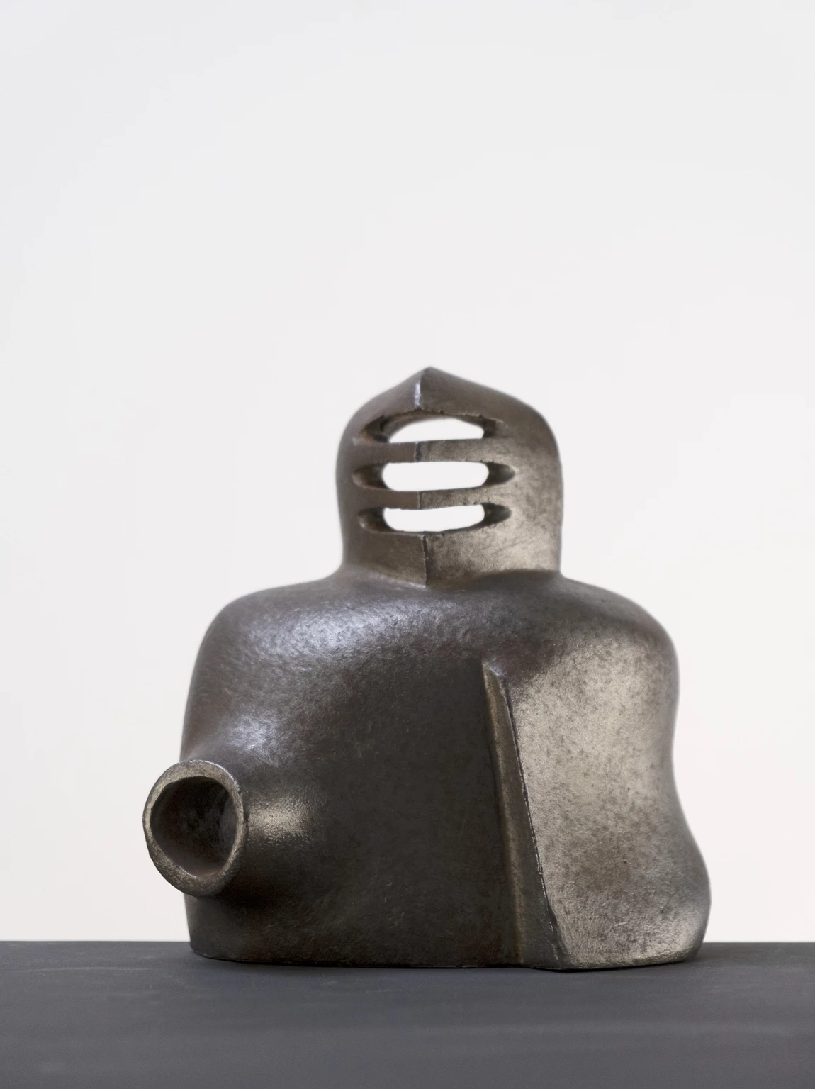 Harcos IV., 1988 - öntöttvas, 18 x 18 x 10 cm