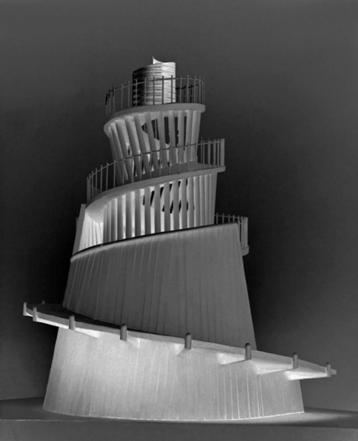 Millenniumi Torony, terv M1:10, 2000 - gipsz, 120 cm