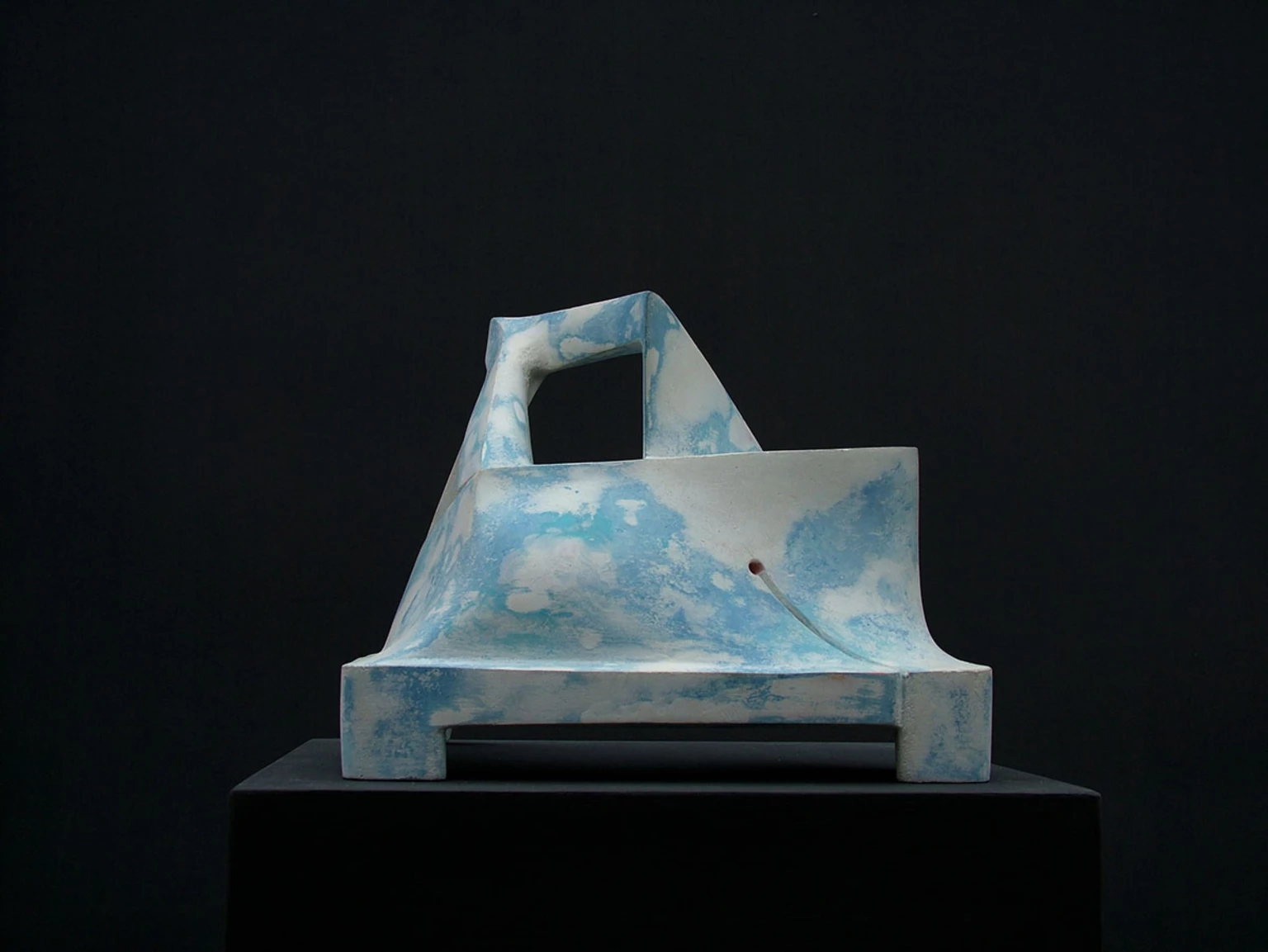 Architektonikus vázlat I., 1990 - festett gipsz, 22,7 x 26,5 x 26,5 cm