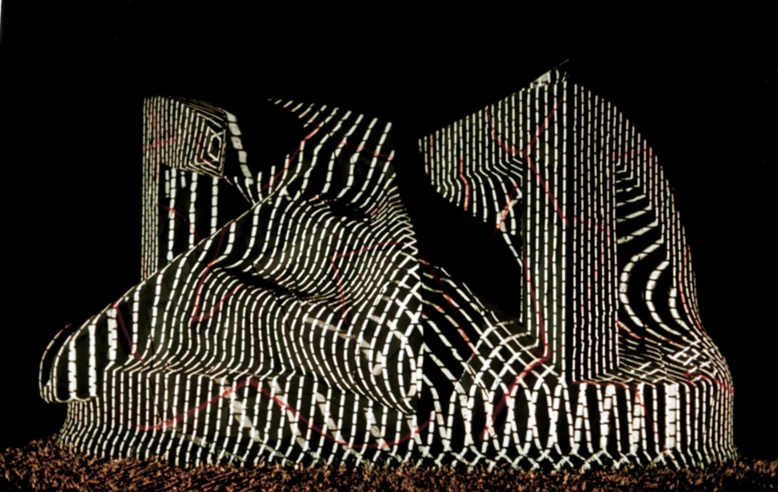 Architektonikus forma (nagy), 1990 - kísérleti megvilágításban