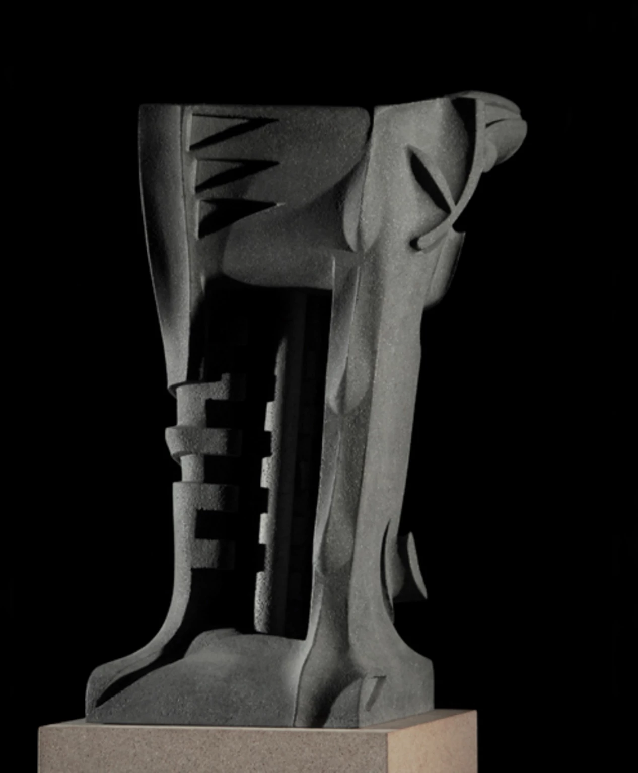 Eső előtt, tűz után II., 2009 - beton, 68 cm