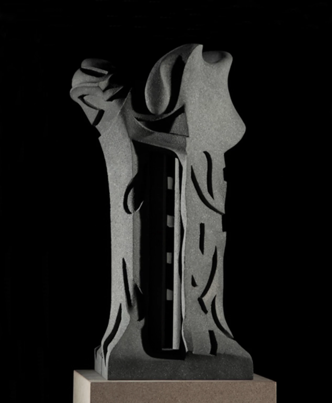 Eső előtt, tűz után II., 2009 - beton, 68 cm