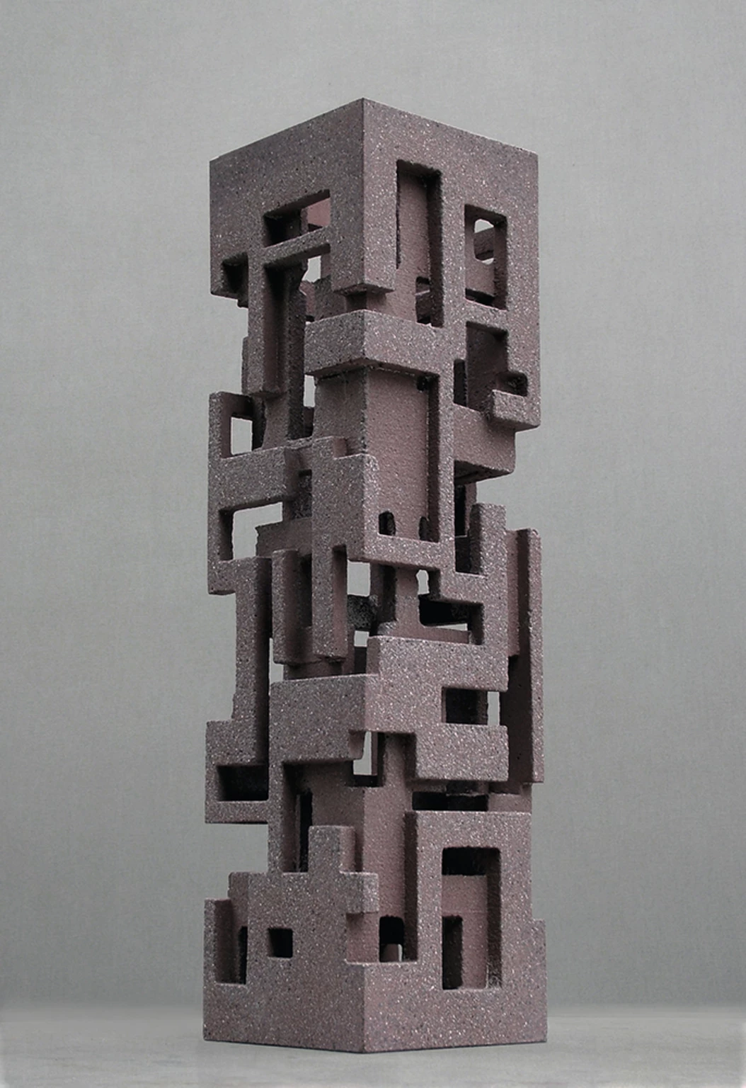 Útvesztő, 2011 - beton, 84 x 23 x 23 cm