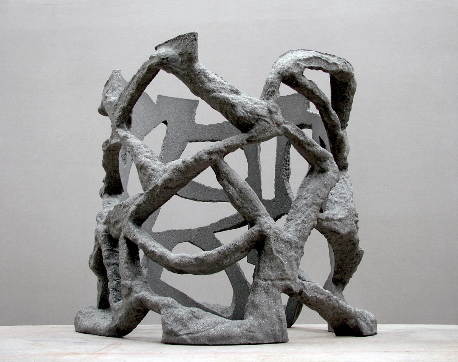 Erodált, 2015 - beton, 60 x 64 x 69 cm