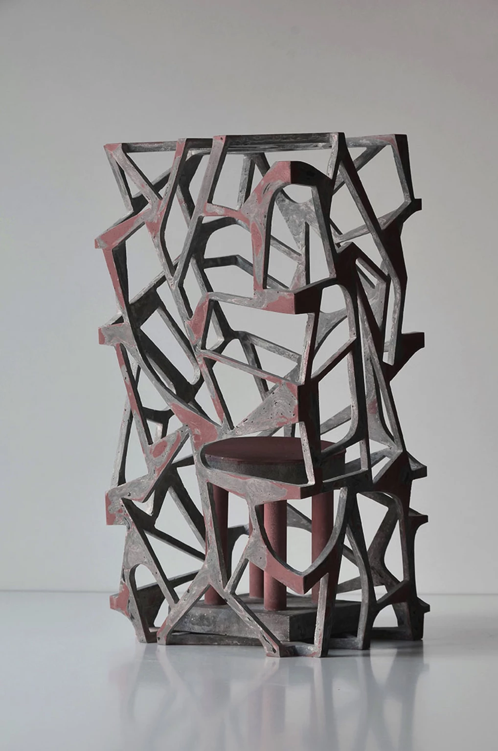 Ki van zárva I., 2015 - beton-kompozit, 52 x 24 x 24 cm