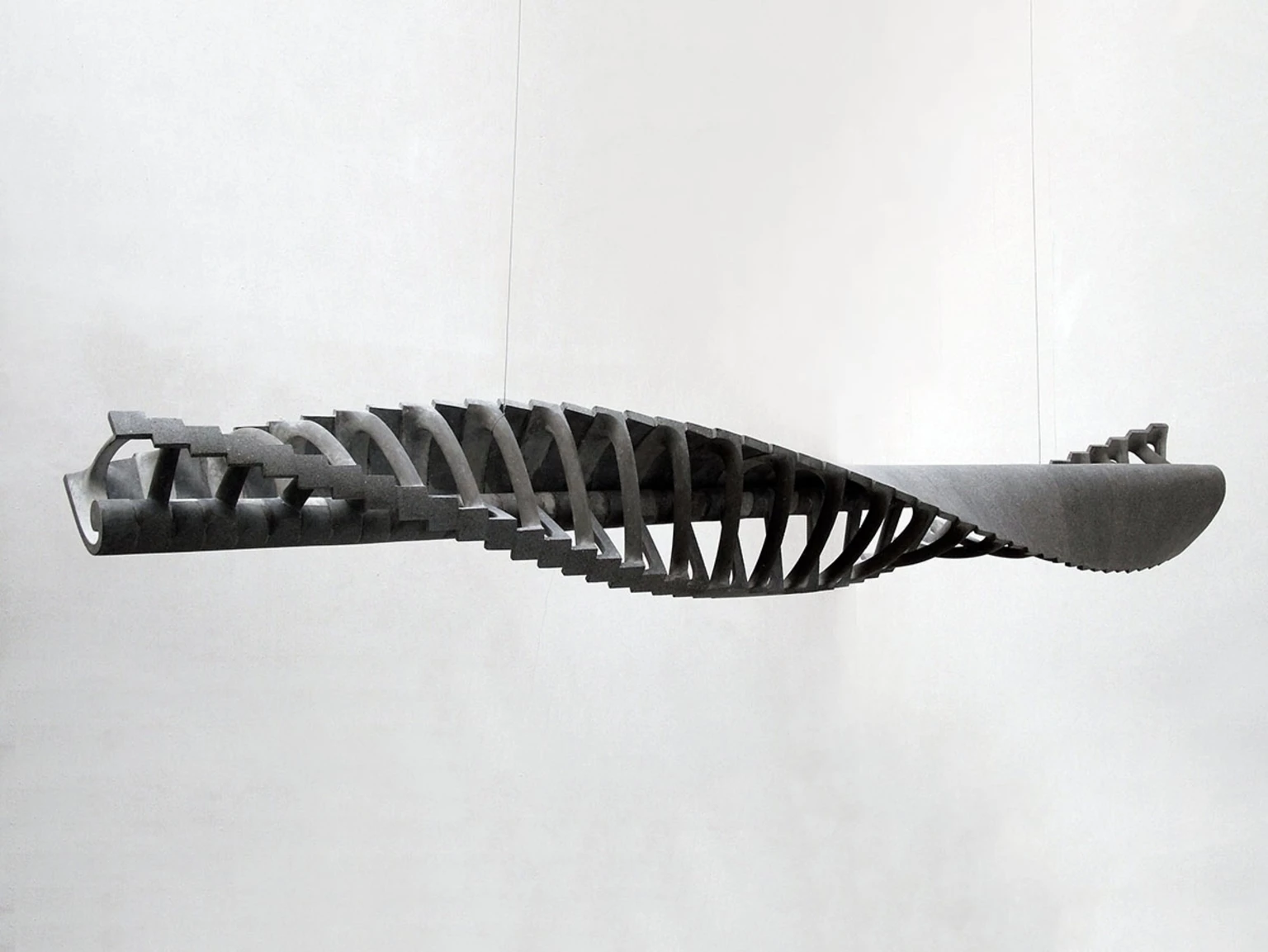 Spirál, 2016 - beton, 200 x 30 x 30 cm