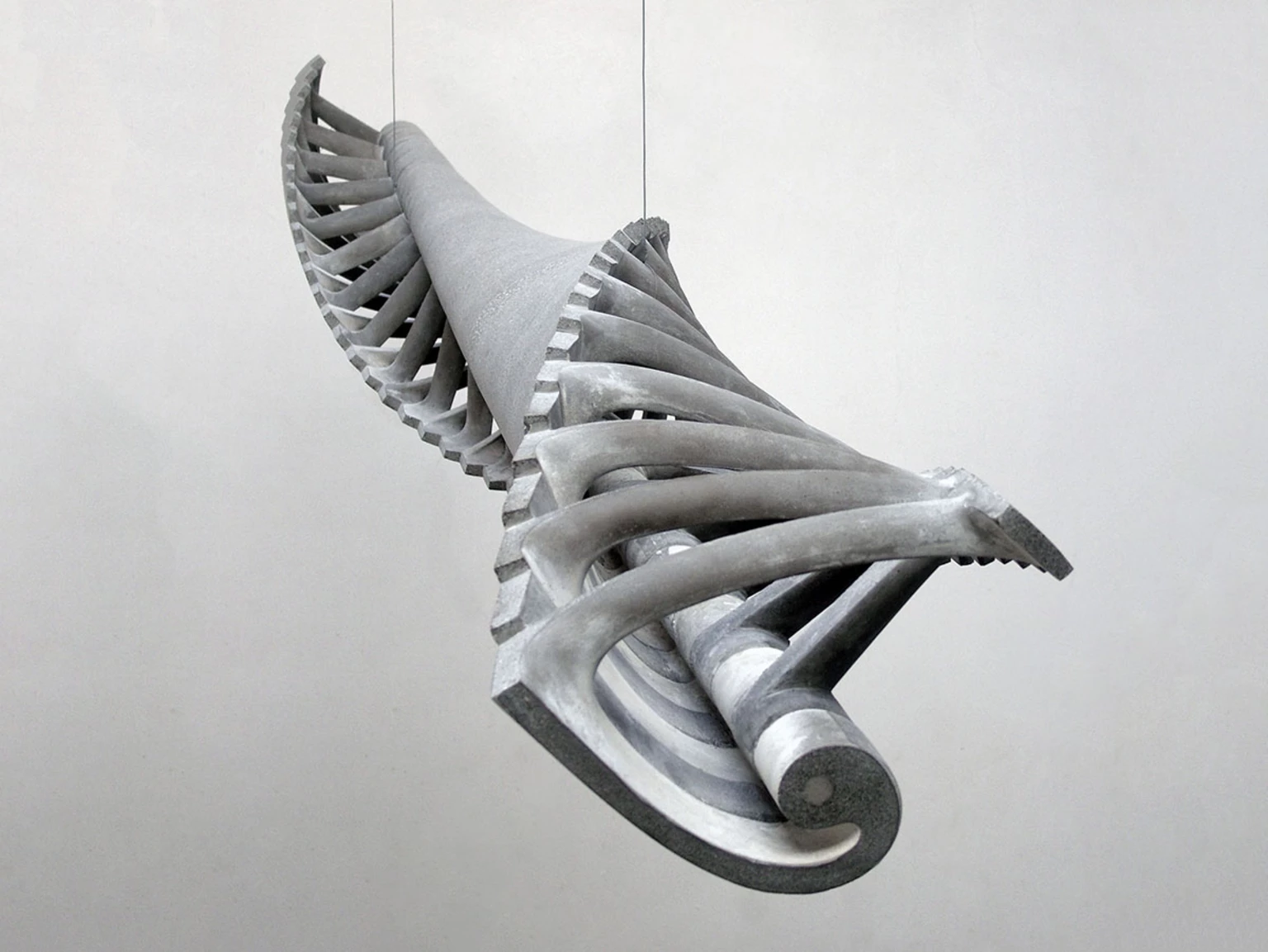 Spirál, 2016 - beton, 200 x 30 x 30 cm