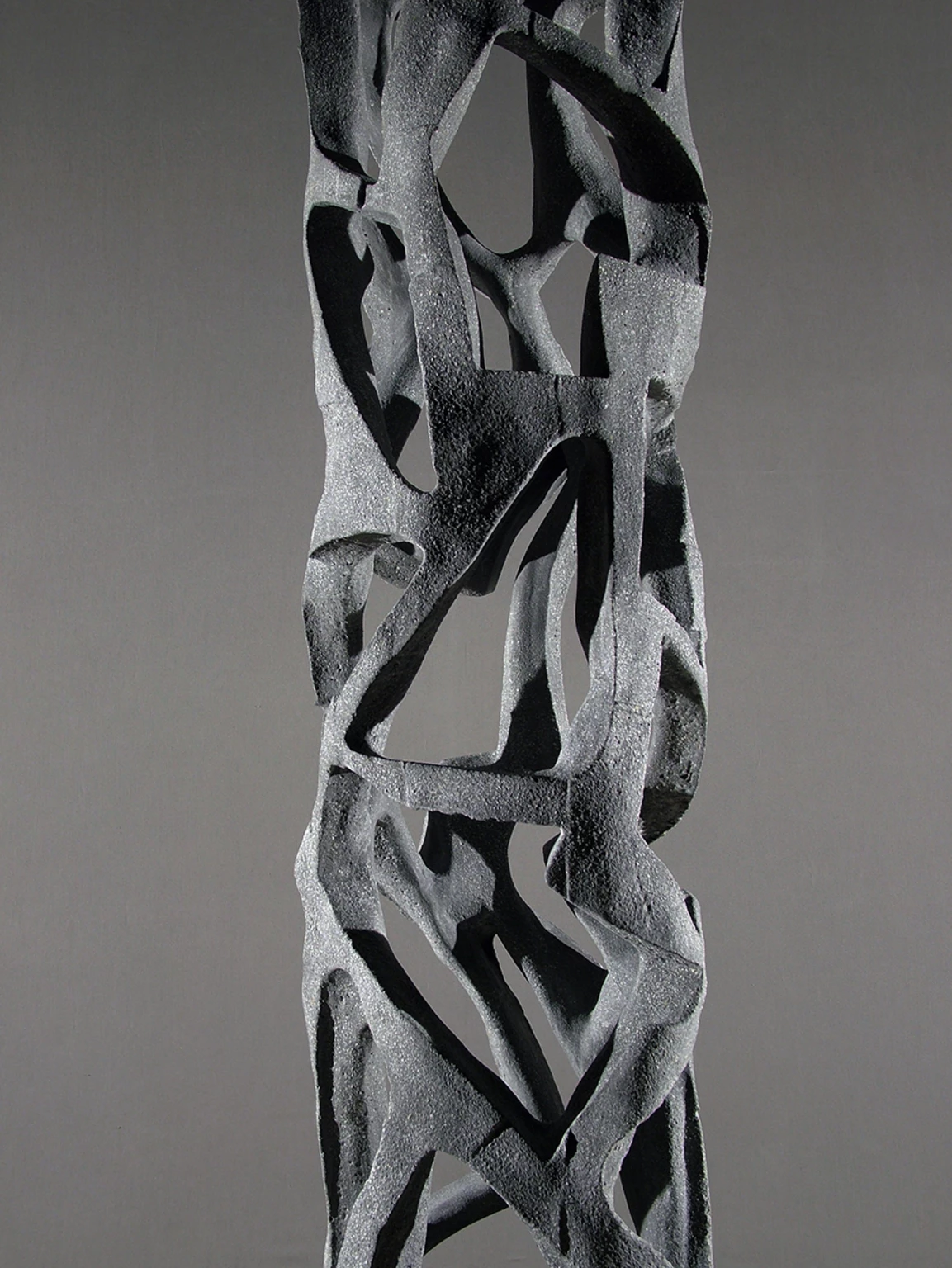 K-oszlop I., 2017 - beton, 137 x 33 x 33 cm