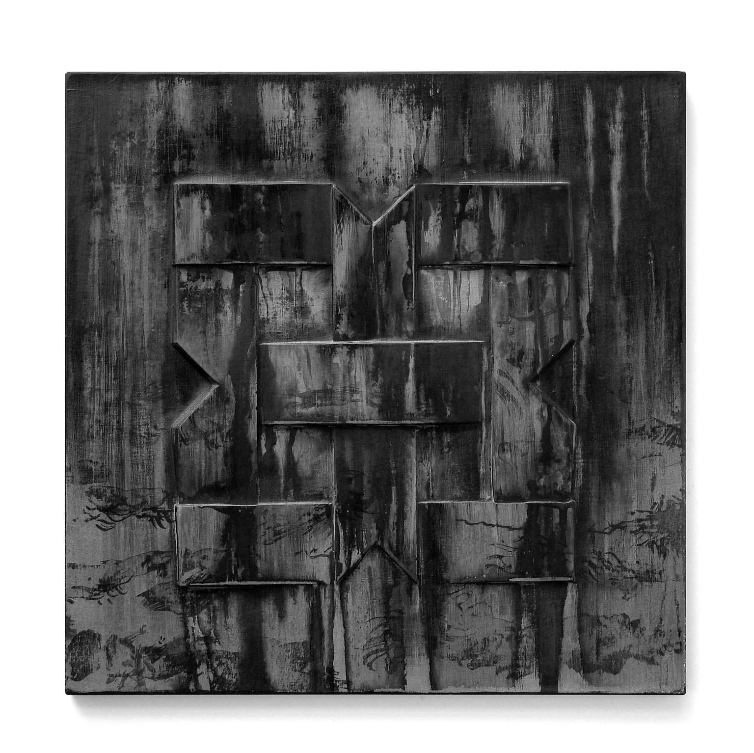 Árnyak XXI., 2018 - festett beton relief, 45 x 45 x 1,5 cm