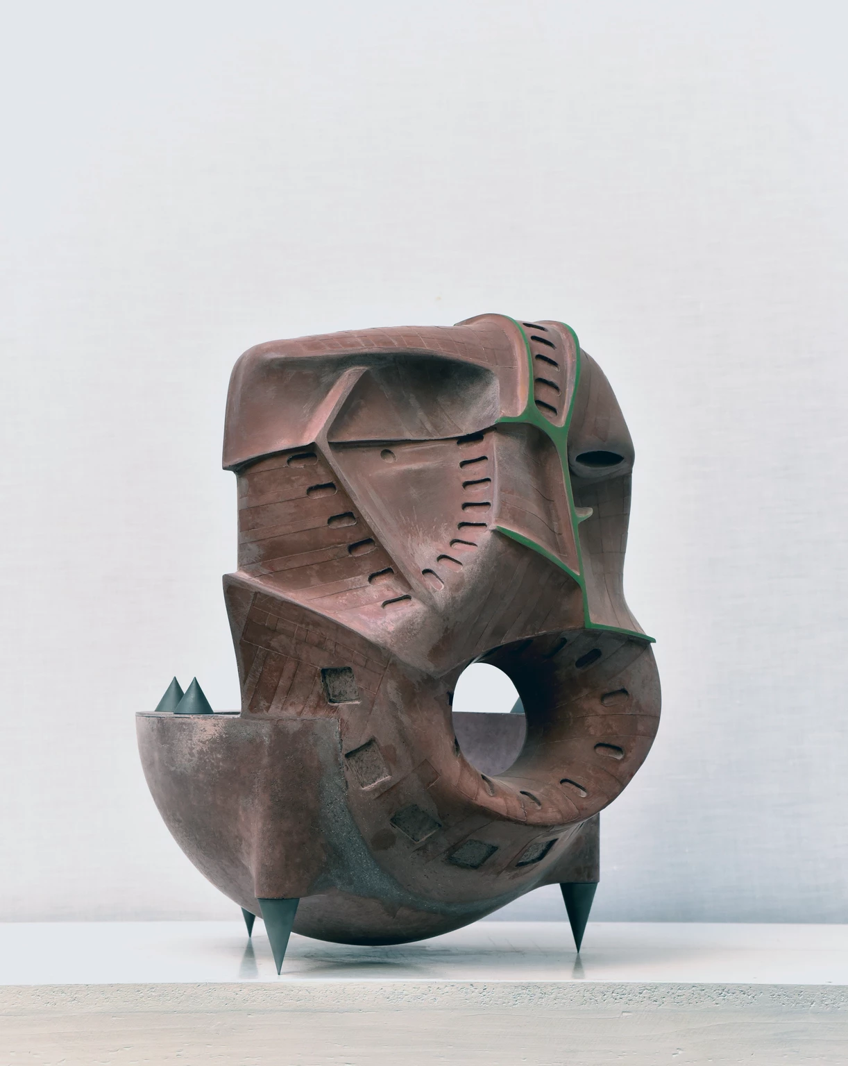 ARC 4., 2019 - beton, 44,5 x 33 x 36 cm