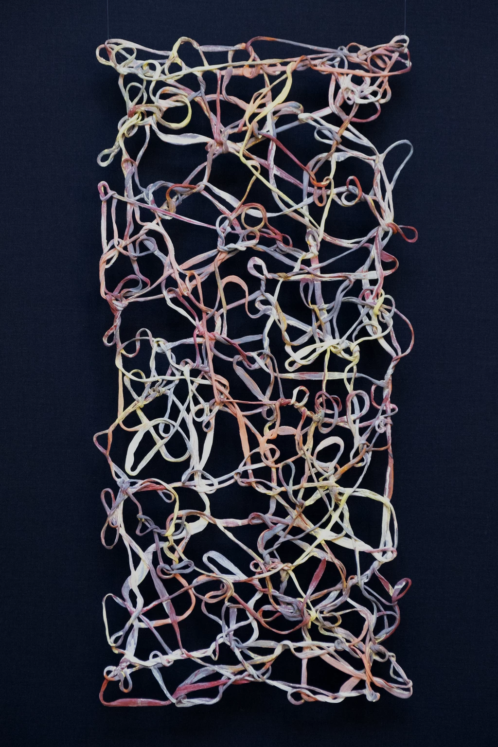 Karbon kor (2021-2022) 5., 2022 - festett CFCM kompozit, 126 x 60 x 6 cm