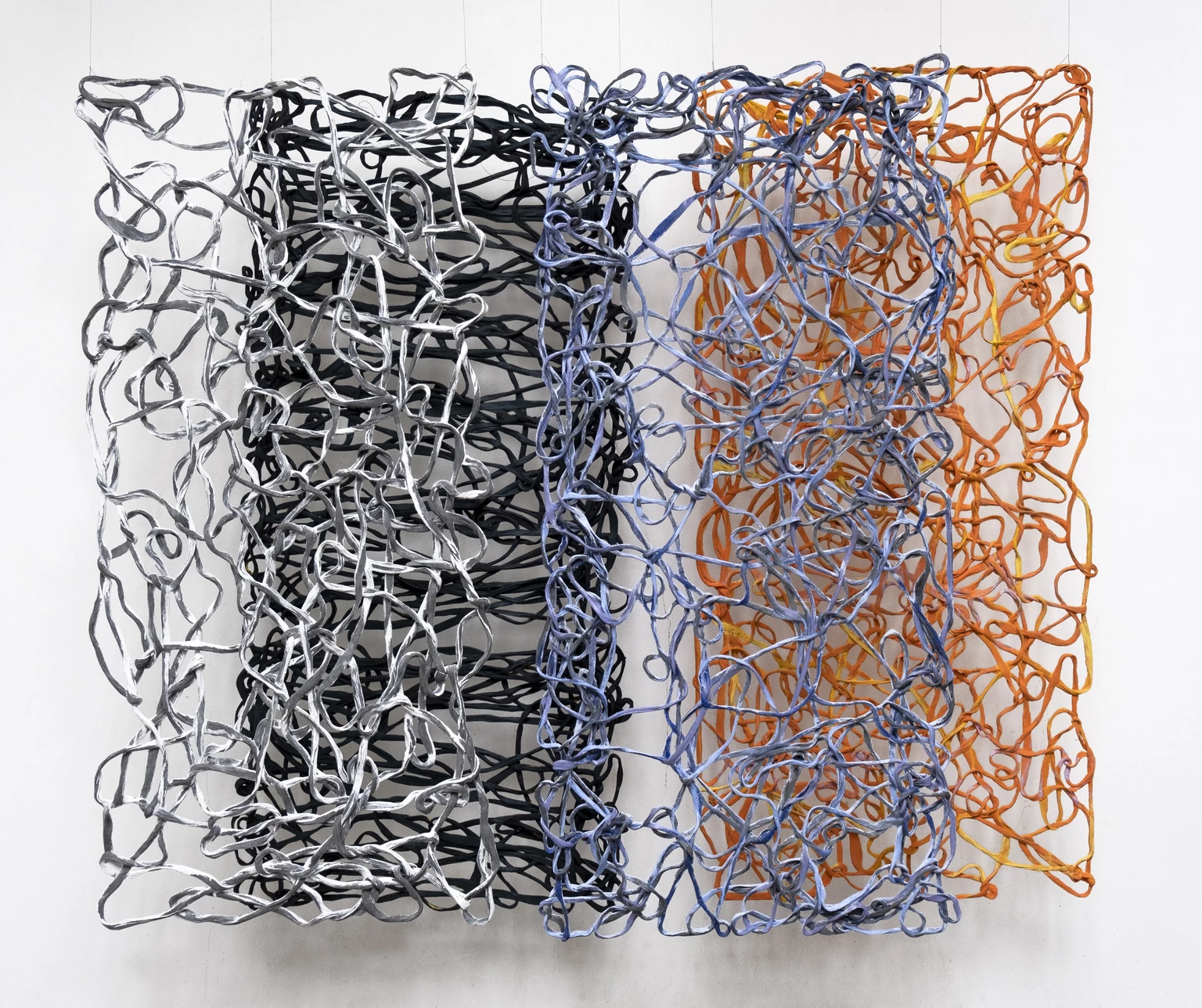 Karbon kor (2021-2022) 9., 2022 - festett CFCM kompozit, 126 x 161 x 18 cm