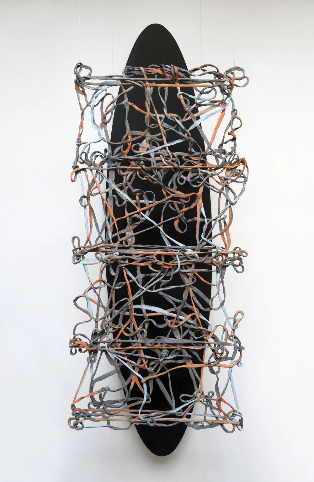 Karbon kor (2021-2022) 12., 2022 - festett CFCM kompozit, 180 x 60 x 18 cm