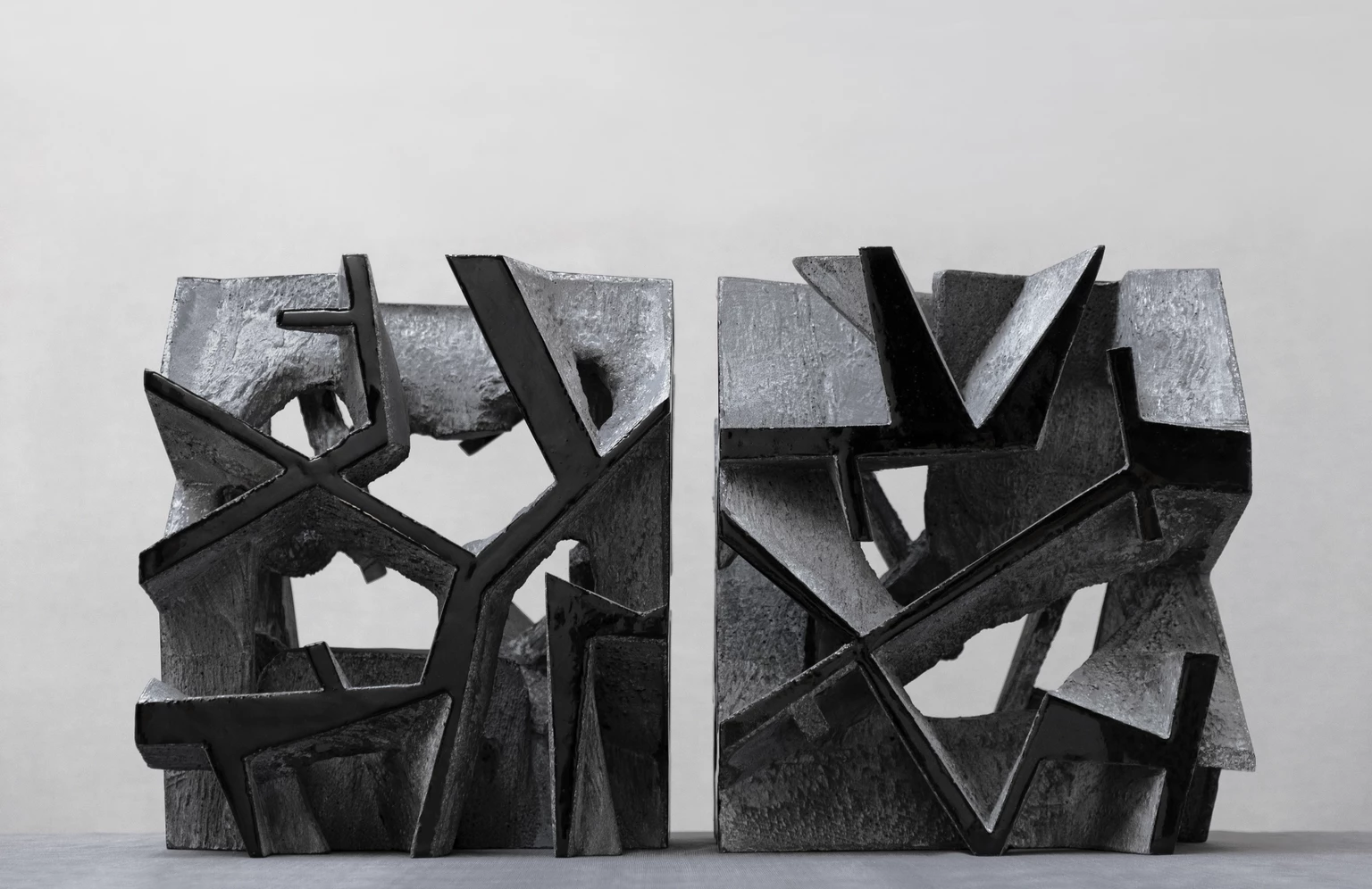 Atonális - Tisztelet K-nak, 2021 - beton, 36 x 31.5 x 28 cm