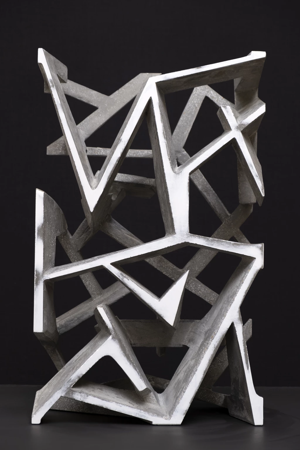 Struktúra 1., 2026 - beton, akril, 40 x 65 x 24,5 cm
